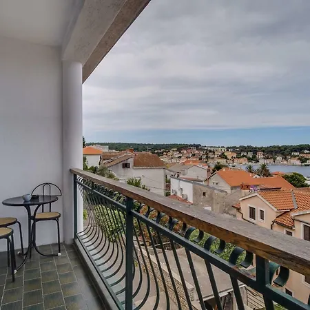 Kon-Tiki Apartments Mali Lošinj Exteriér fotografie