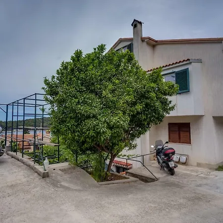 Kon-Tiki Apartments Mali Lošinj Exteriér fotografie
