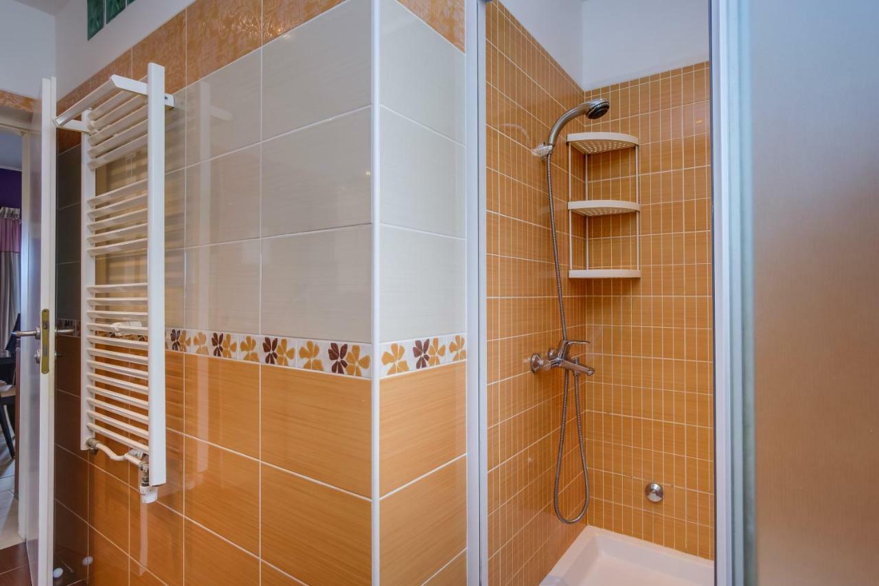 Kon-tiki Apartment Mali Losinj